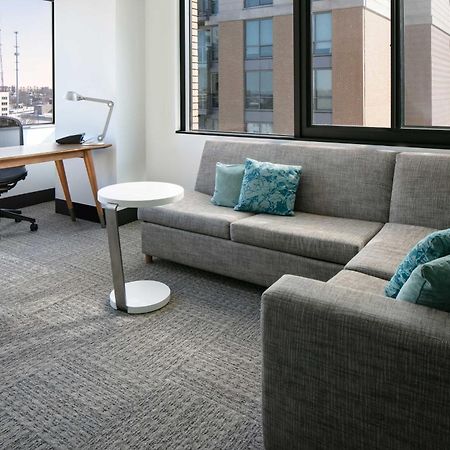 Element Omaha Midtown Crossing Hotel Bagian luar foto