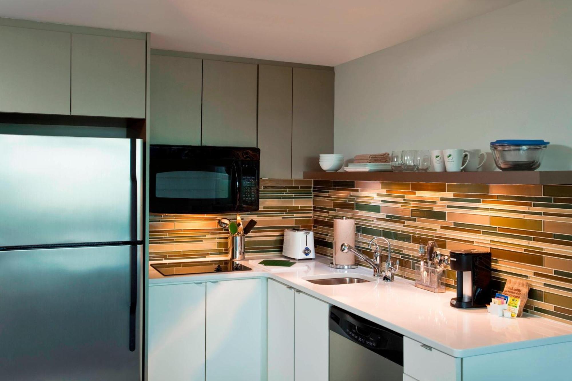 Element Omaha Midtown Crossing Hotel Bagian luar foto